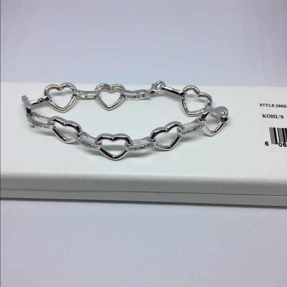 Jewelry - Brand new diamond heart bracelet